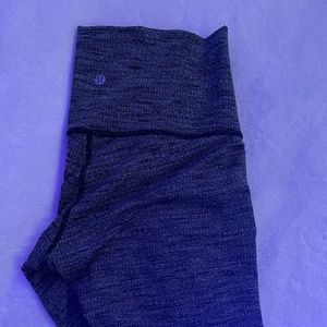 SOLD ★Lululemon grey leggings